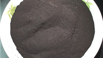蜂窩活性炭的安裝步驟是填裝在凈化設(shè)備內(nèi)部的